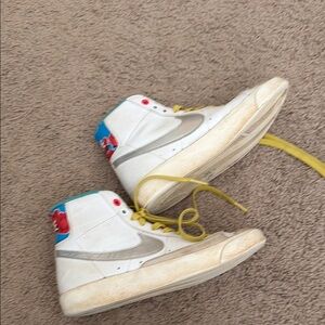 Size 4 Nike high tops